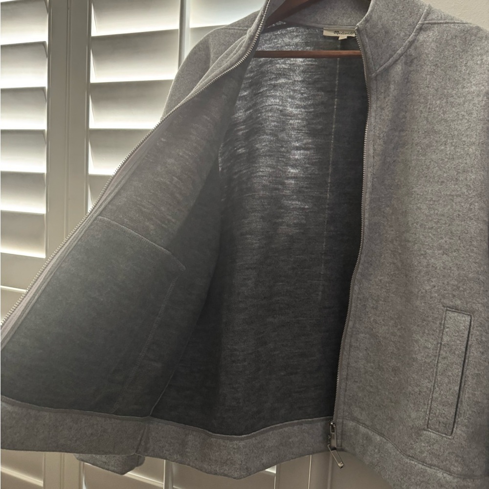 Madewell women’s wool coat (almost new) - Picture 3 of 4